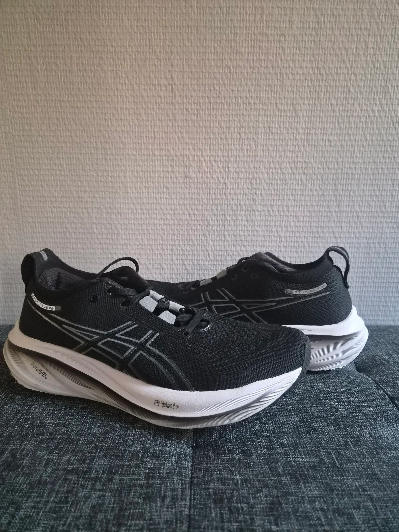 Asics  – photo 2